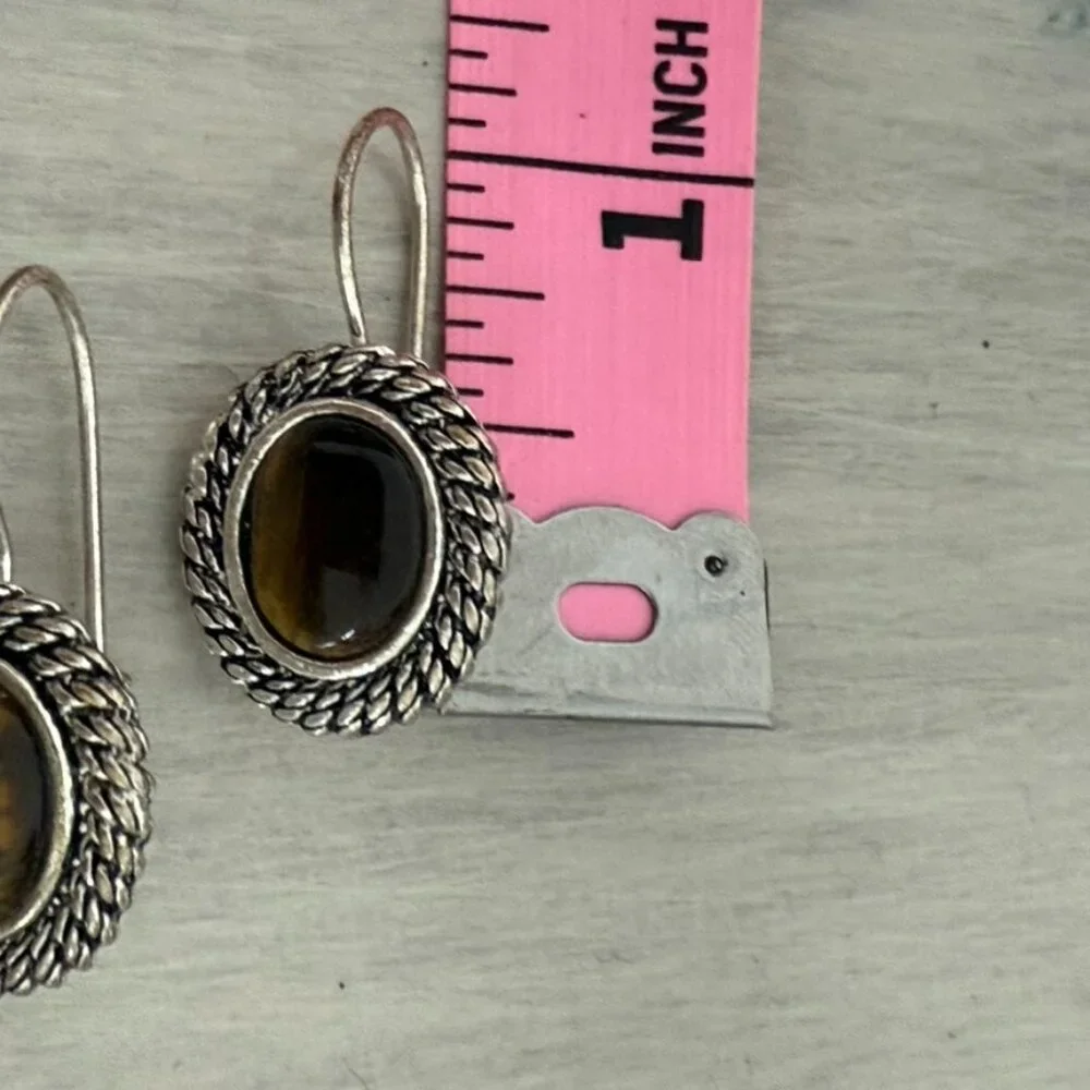 Vintage Avon Silvertone Tiger's Eye Earrings, Pierced,  Wire Closure - Picture 4 of 5